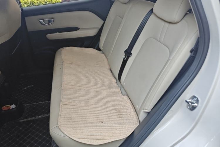 Used Wuling Bingo PLUS 2024 510 km Range 5-Seater Version Left Rear Seat