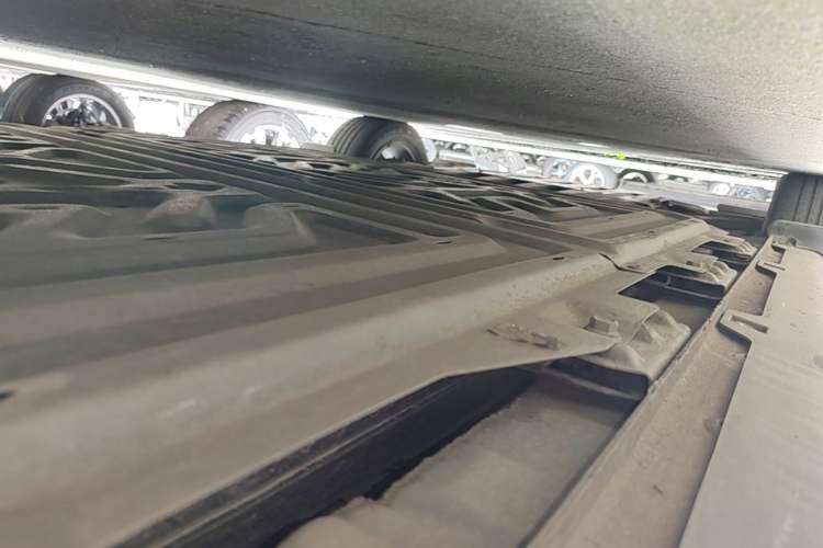 Used Wuling Bingo PLUS 2024 510 km Range 5-Seater Version Left Side Sill