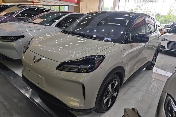 Used Wuling Bingo PLUS 2024 330 km Range Five-Seater Version Guazi used car, China used car export, Used car for sale, Used  cars, Cheapest cars for sale