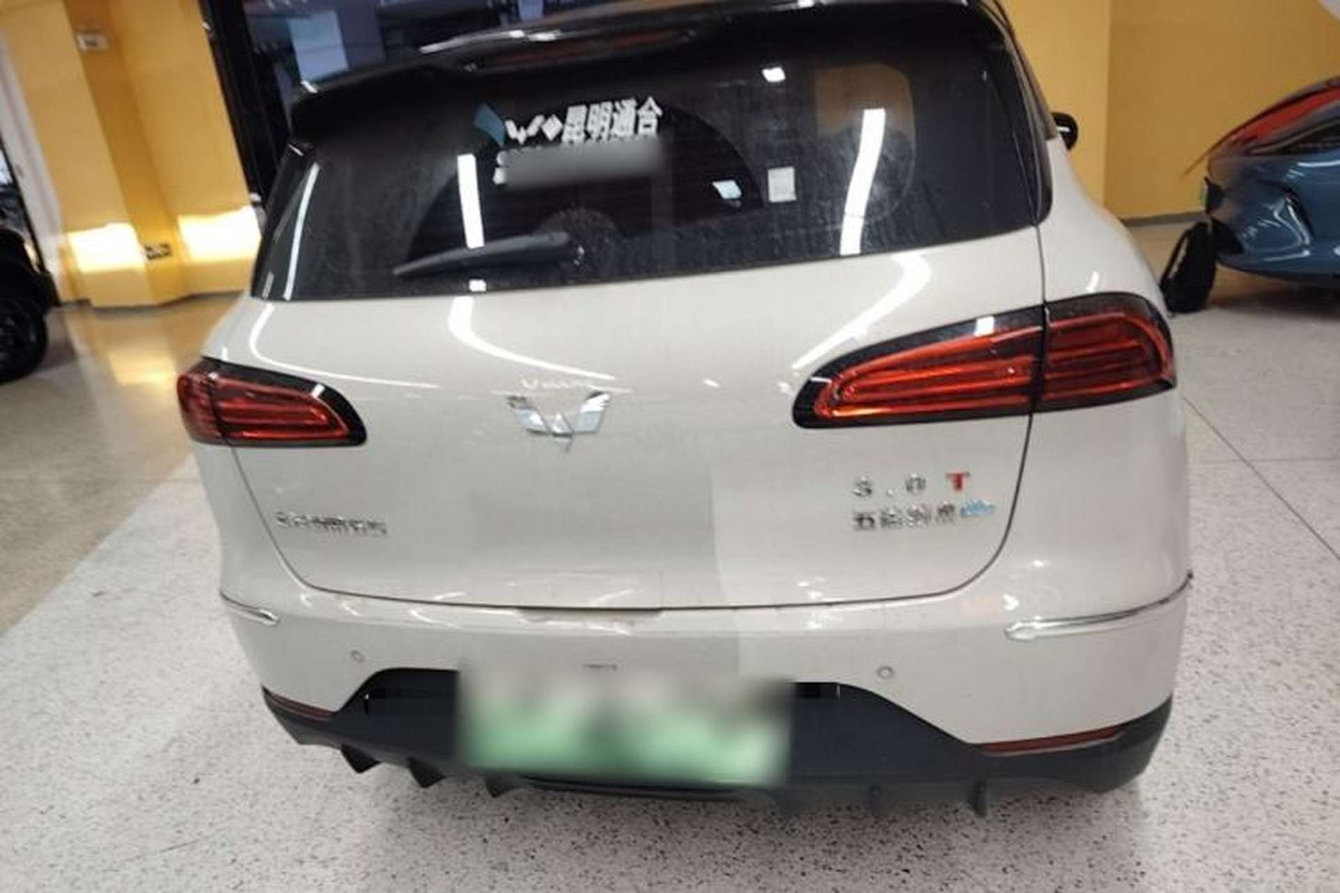 Used Wuling Bingo PLUS 2024 330 km Range Five-Seater Version Rear