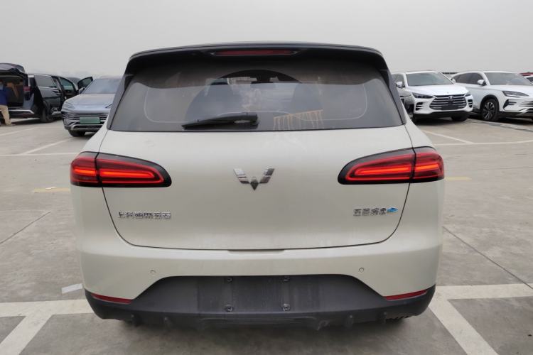 Used Wuling Bingo PLUS 2024 330 km Range Five-Seater Version Rear