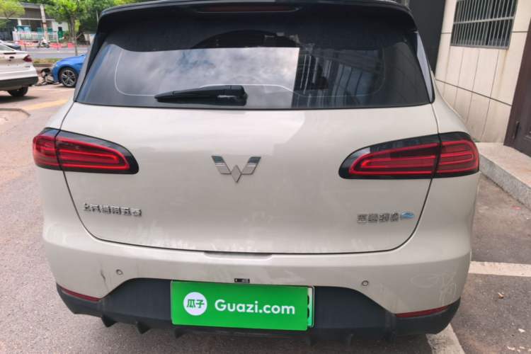 Used Wuling Bingo PLUS 2024 330 km Range Five-Seater Version Rear