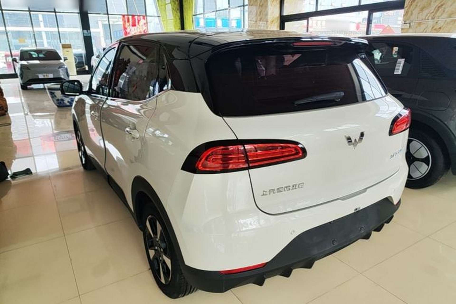 Used Wuling Bingo PLUS 2024 510 km Range 5-Seater Version Rear Left 45 Deg