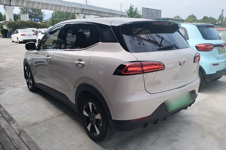Used Wuling Bingo PLUS 2024 330 km Range Five-Seater Version Rear Left 45 Deg