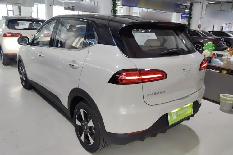 Used Wuling Bingo PLUS 2024 330 km Range Five-Seater Version Rear Left 45 Deg