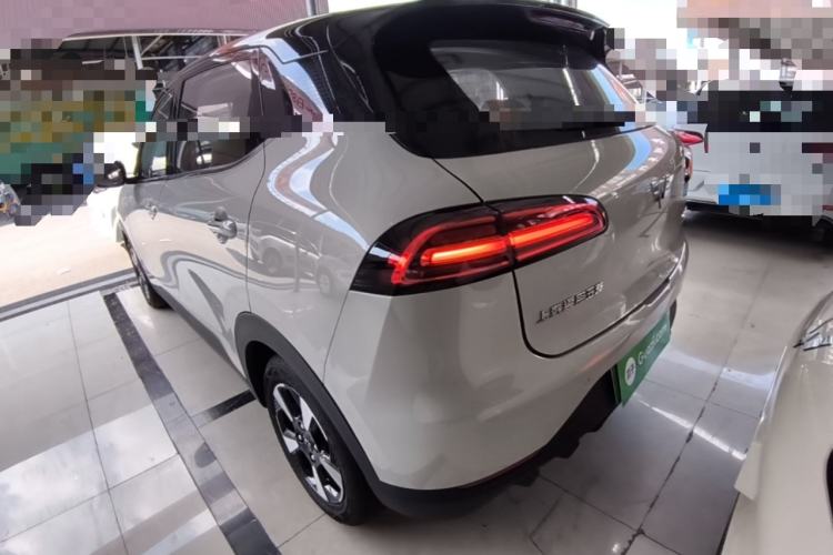 Used Wuling Bingo PLUS 2024 401 km Range 5-Seater Version Rear Left 45 Deg