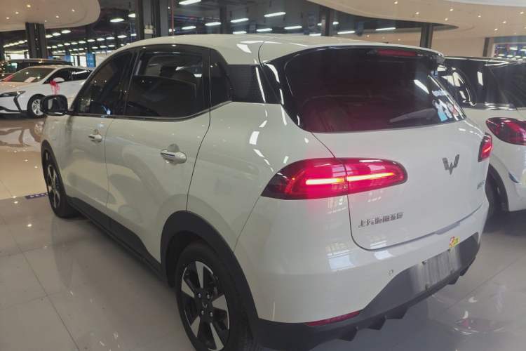 Used Wuling Bingo PLUS 2024 330 km Range Five-Seater Version Rear Left 45 Deg