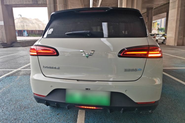 Used Wuling Bingo PLUS 2024 330 km Range Five-Seater Version Rear
