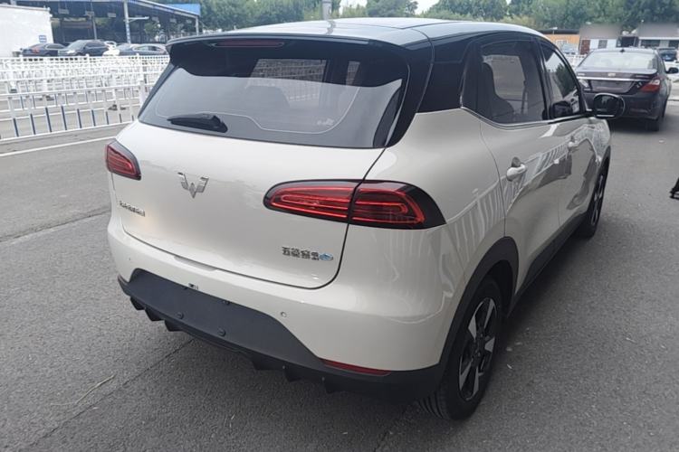 Used Wuling Bingo PLUS 2024 330 km Range Five-Seater Version Rear Right 45 Deg