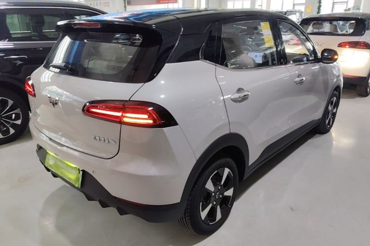 Used Wuling Bingo PLUS 2024 330 km Range Five-Seater Version Rear Right 45 Deg