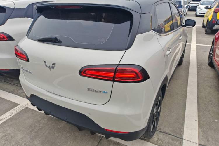 Used Wuling Bingo PLUS 2024 330 km Range Five-Seater Version Rear Right 45 Deg