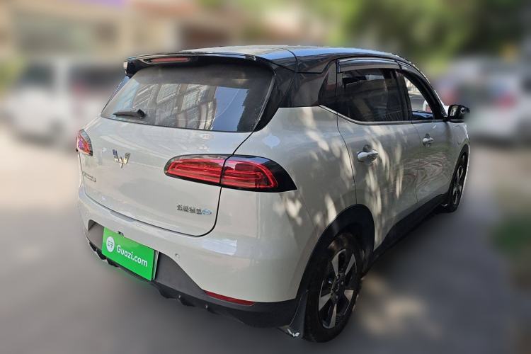 Used Wuling Bingo PLUS 2024 401 km Range 5-Seater Version Rear Right 45 Deg