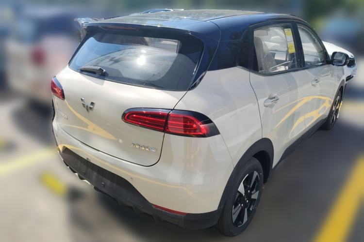 Used Wuling Bingo PLUS 2024 330 km Range Five-Seater Version Rear Right 45 Deg