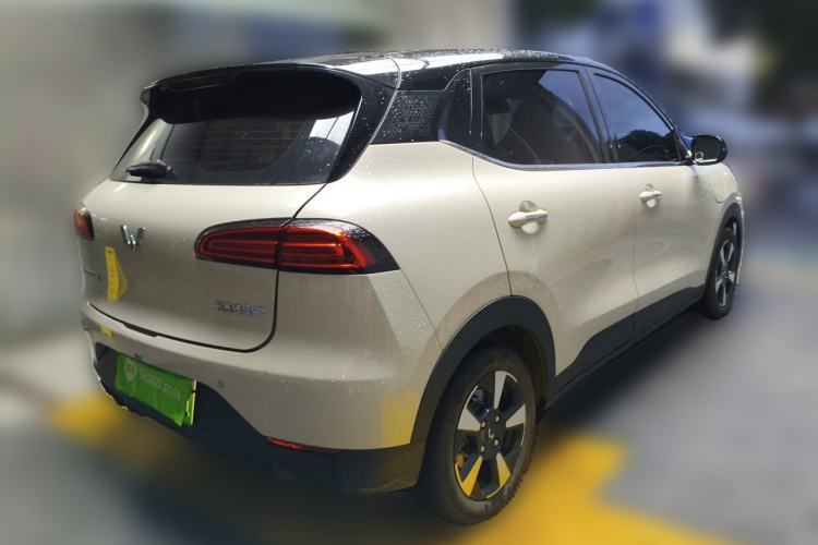 Used Wuling Bingo PLUS 2024 330 km Range Five-Seater Version Rear Right 45 Deg