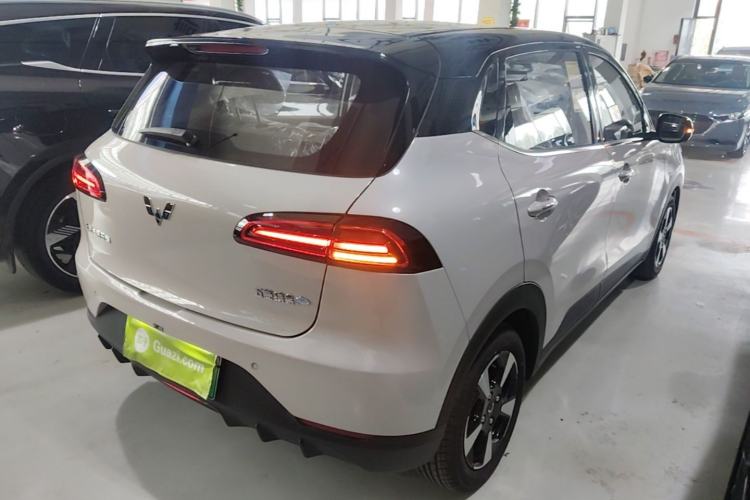 Used Wuling Bingo PLUS 2024 330 km Range Five-Seater Version Rear Right 45 Deg