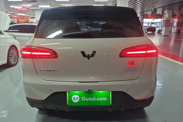 Used Wuling Bingo PLUS 2024 330 km Range Five-Seater Version Rear