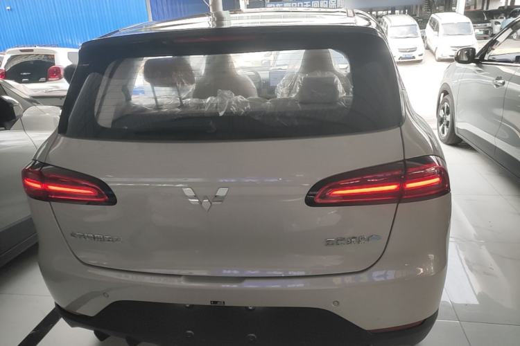 Used Wuling Bingo PLUS 2024 401 km Range 5-Seater Version Rear