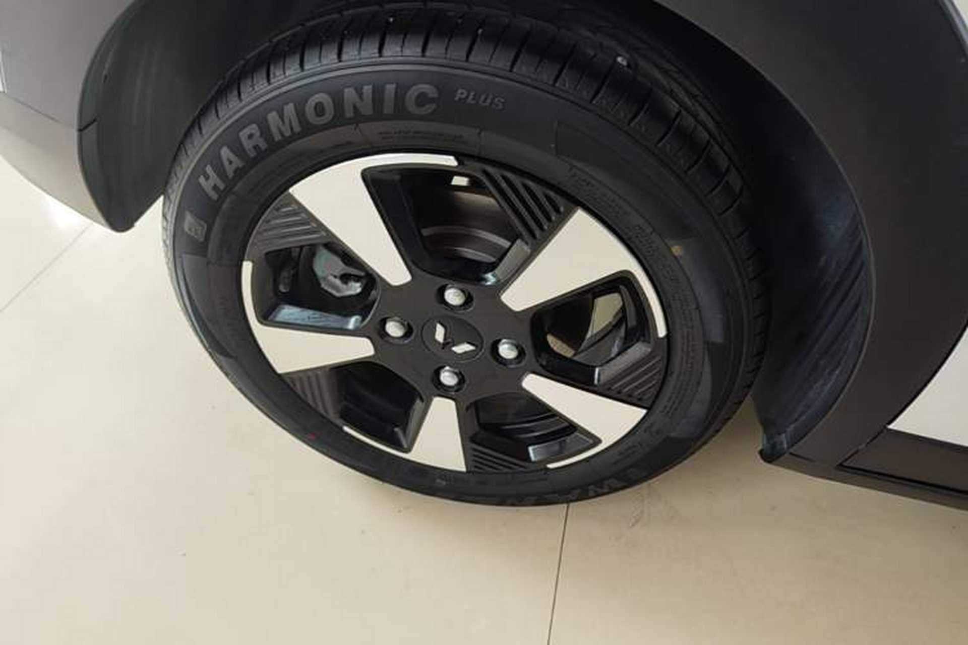 Used Wuling Bingo PLUS 2024 510 km Range 5-Seater Version Right Rear Wheel Hub