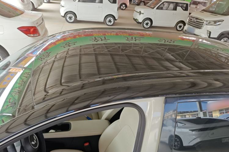Used Wuling Bingo PLUS 2024 330 km Range Five-Seater Version Roof