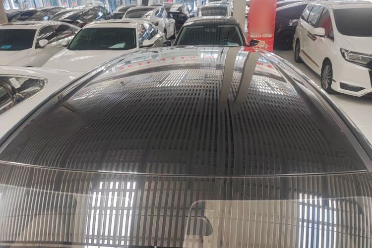Used Wuling Bingo PLUS 2024 330 km Range Five-Seater Version Roof