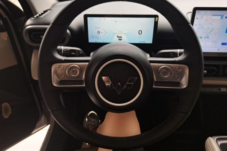 Used Wuling Bingo PLUS 2024 401 km Range 5-Seater Version Steering Wheel