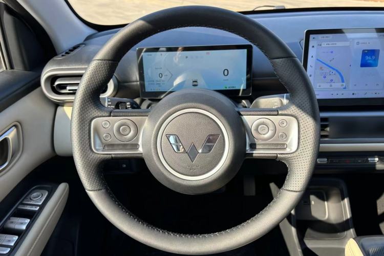 Used Wuling Bingo PLUS 2024 510 km Range 5-Seater Version Steering Wheel