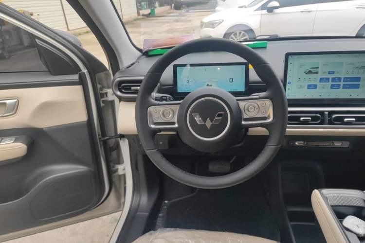 Used Wuling Bingo PLUS 2024 510 km Range 5-Seater Version Steering Wheel