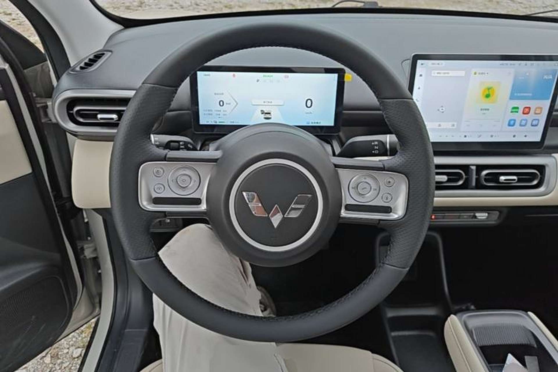 Used Wuling Bingo PLUS 2024 510 km Range 5-Seater Version Steering Wheel