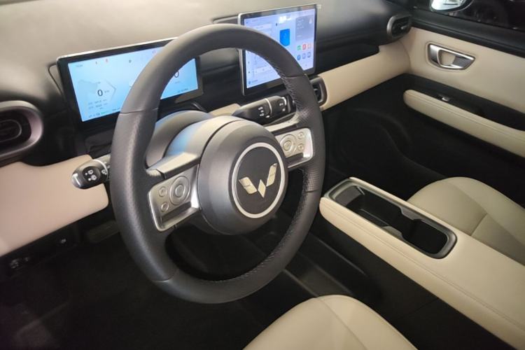 Used Wuling Bingo PLUS 2024 401 km Range 5-Seater Version Steering Wheel