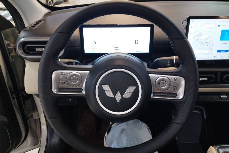 Used Wuling Bingo PLUS 2024 401 km Range 5-Seater Version Steering Wheel