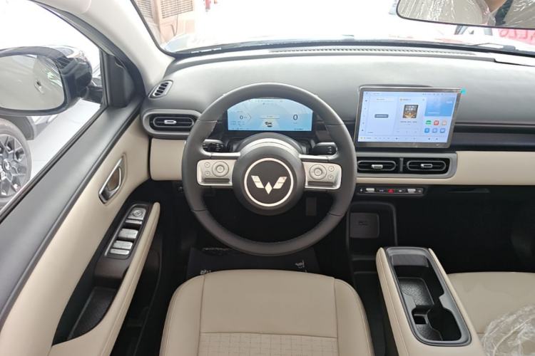 Used Wuling Bingo PLUS 2024 401 km Range 5-Seater Version Steering Wheel