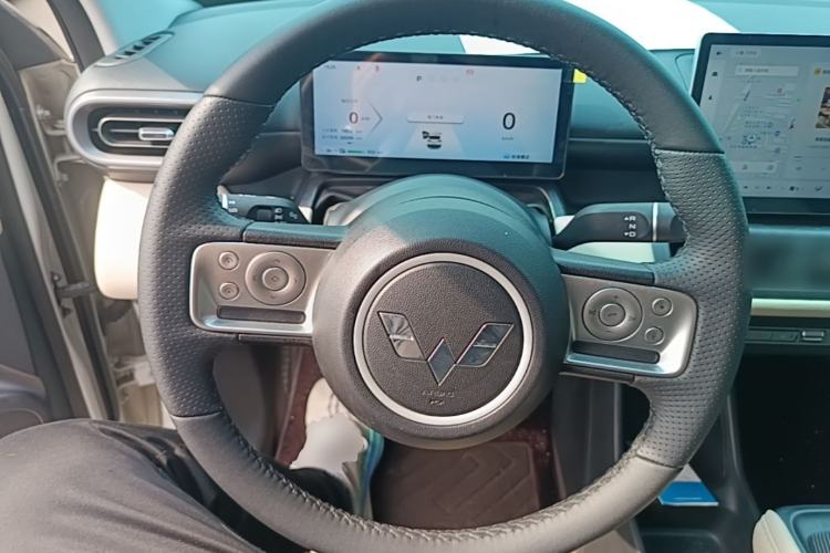 Used Wuling Bingo PLUS 2024 401 km Range 5-Seater Version Steering Wheel
