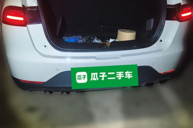 Used Wuling Bingo PLUS 2024 330 km Range Five-Seater Version Trunk