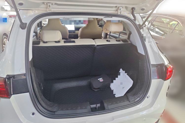 Used Wuling Bingo PLUS 2024 510 km Range 5-Seater Version Trunk
