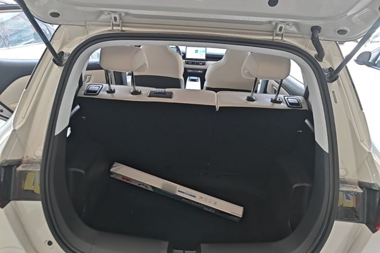 Used Wuling Bingo PLUS 2024 510 km Range 5-Seater Version Trunk