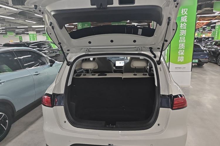 Used Wuling Bingo PLUS 2024 510 km Range 5-Seater Version Trunk