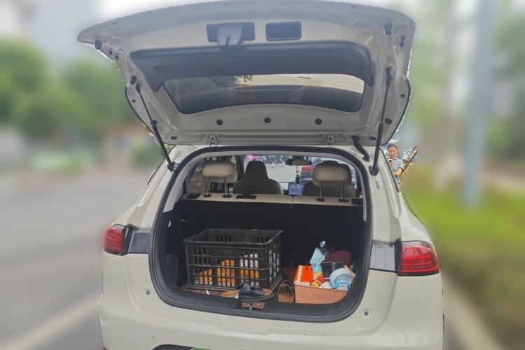 Used Wuling Bingo PLUS 2024 401 km Range 5-Seater Version Trunk