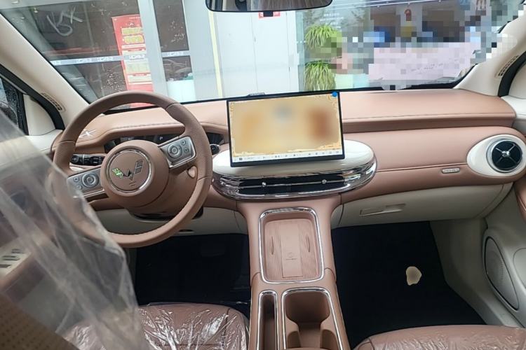 Used Wuling Bingo Pro 2026 Model 330km Flagship Edition Center Console