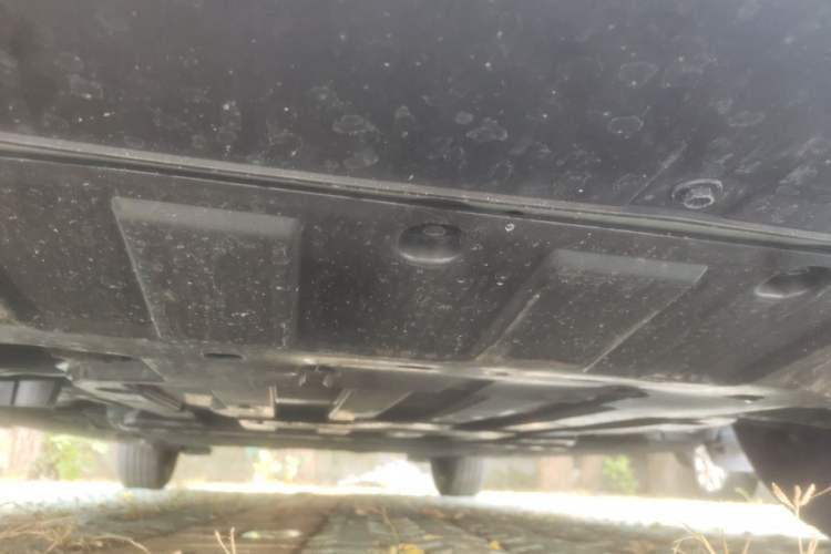 Used Wuling Bingo Pro 2026 Model 403km Deluxe Edition Chassis Front