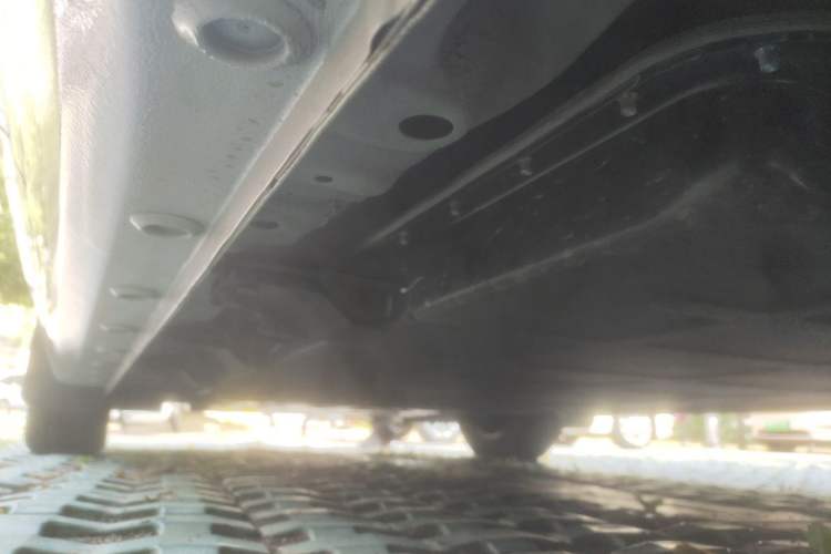 Used Wuling Bingo Pro 2026 Model 403km Deluxe Edition Chassis Rear Left