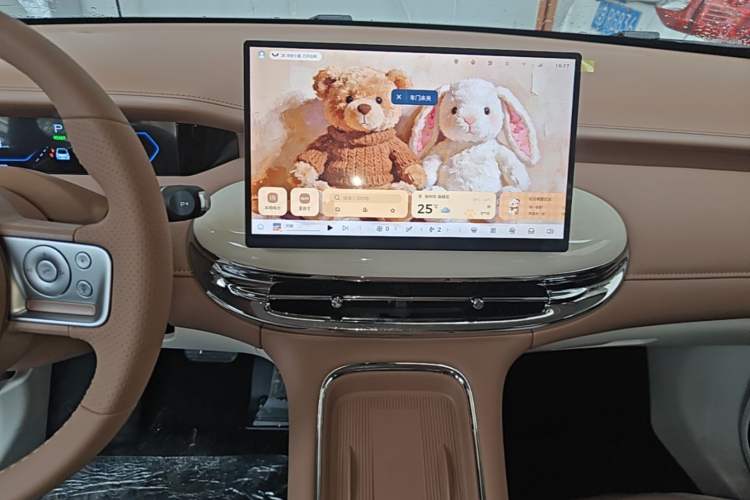 Used Wuling Bingo Pro 2026 Model 330km Flagship Edition Audio And AC Panel