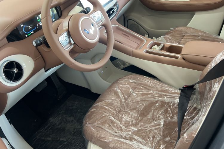 Used Wuling Bingo Pro 2026 Model 403km Flagship Edition Driver Seat