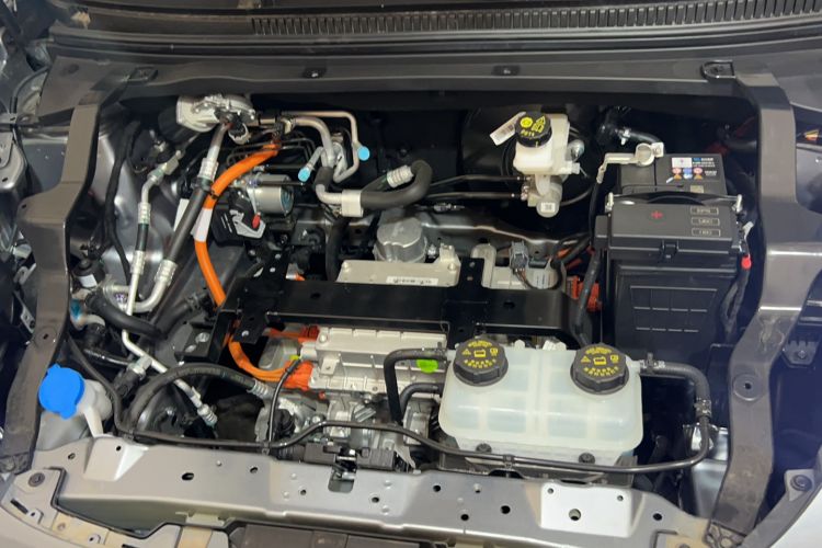 Used Wuling Bingo Pro 2026 Model 403km Flagship Edition Engine Bay