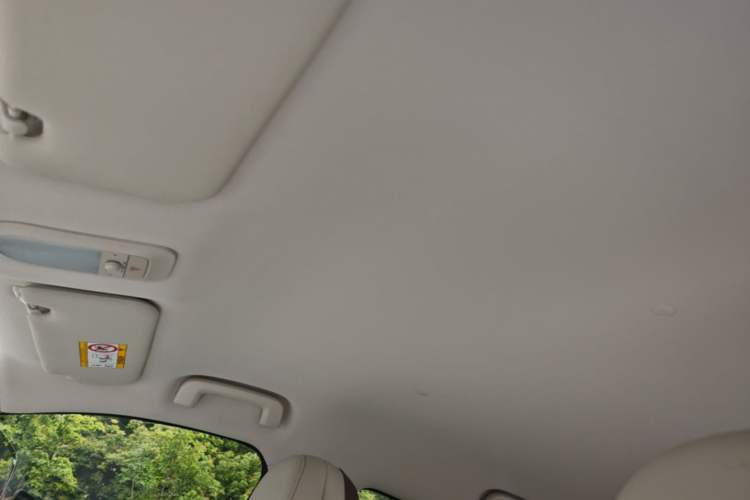 Used Wuling Bingo Pro 2026 Model 330km Deluxe Edition Headliner