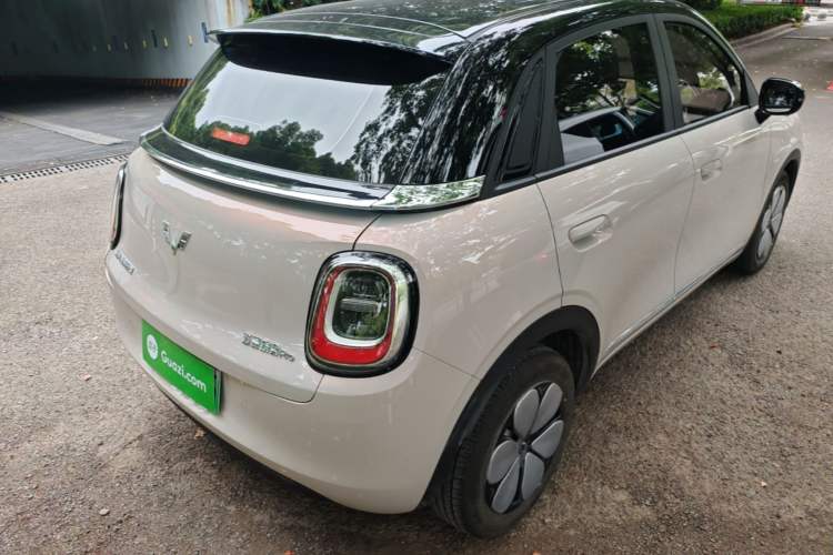 Used Wuling Bingo Pro 2026 Model 330km Deluxe Edition Rear Right 45 Deg