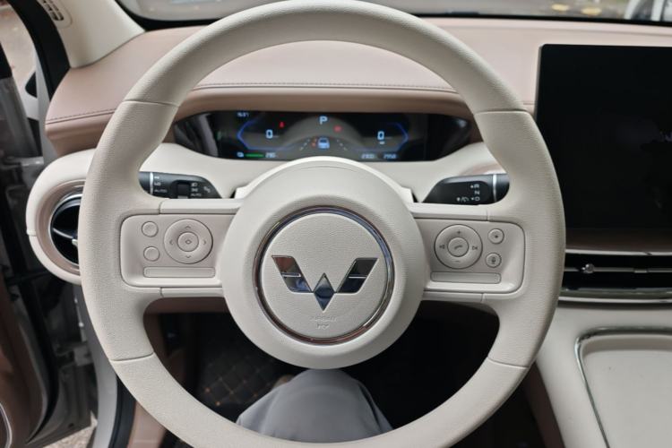Used Wuling Bingo Pro 2026 Model 330km Deluxe Edition Steering Wheel