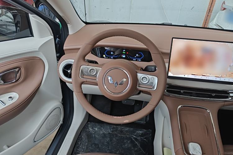 Used Wuling Bingo Pro 2026 Model 330km Flagship Edition Steering Wheel