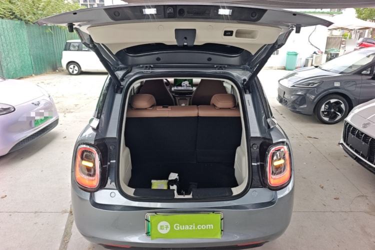 Used Wuling Bingo Pro 2026 Model 330km Deluxe Edition Trunk