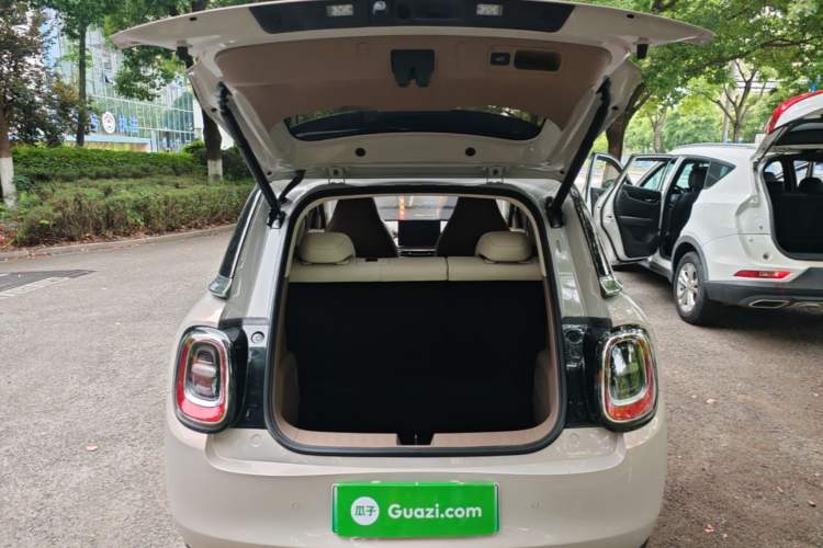 Used Wuling Bingo Pro 2026 Model 330km Deluxe Edition Trunk