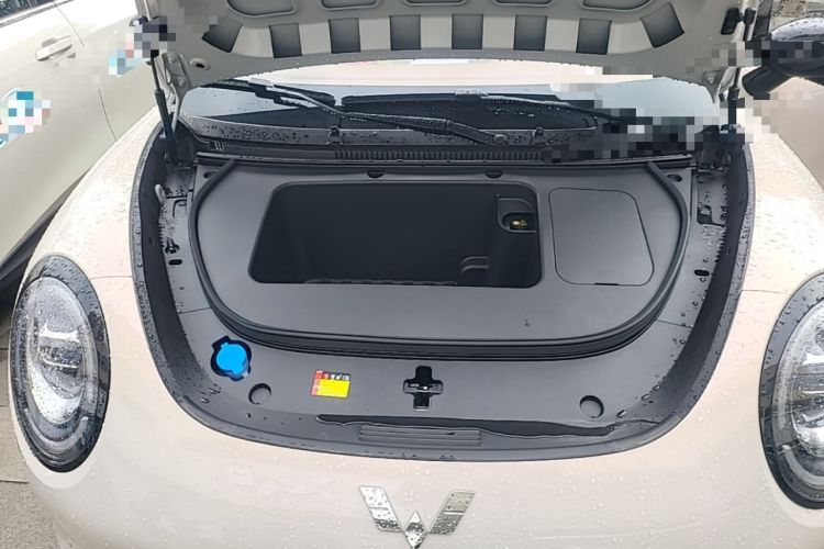 Used Wuling Bingo Pro 2026 Model 330km Flagship Edition Engine Bay